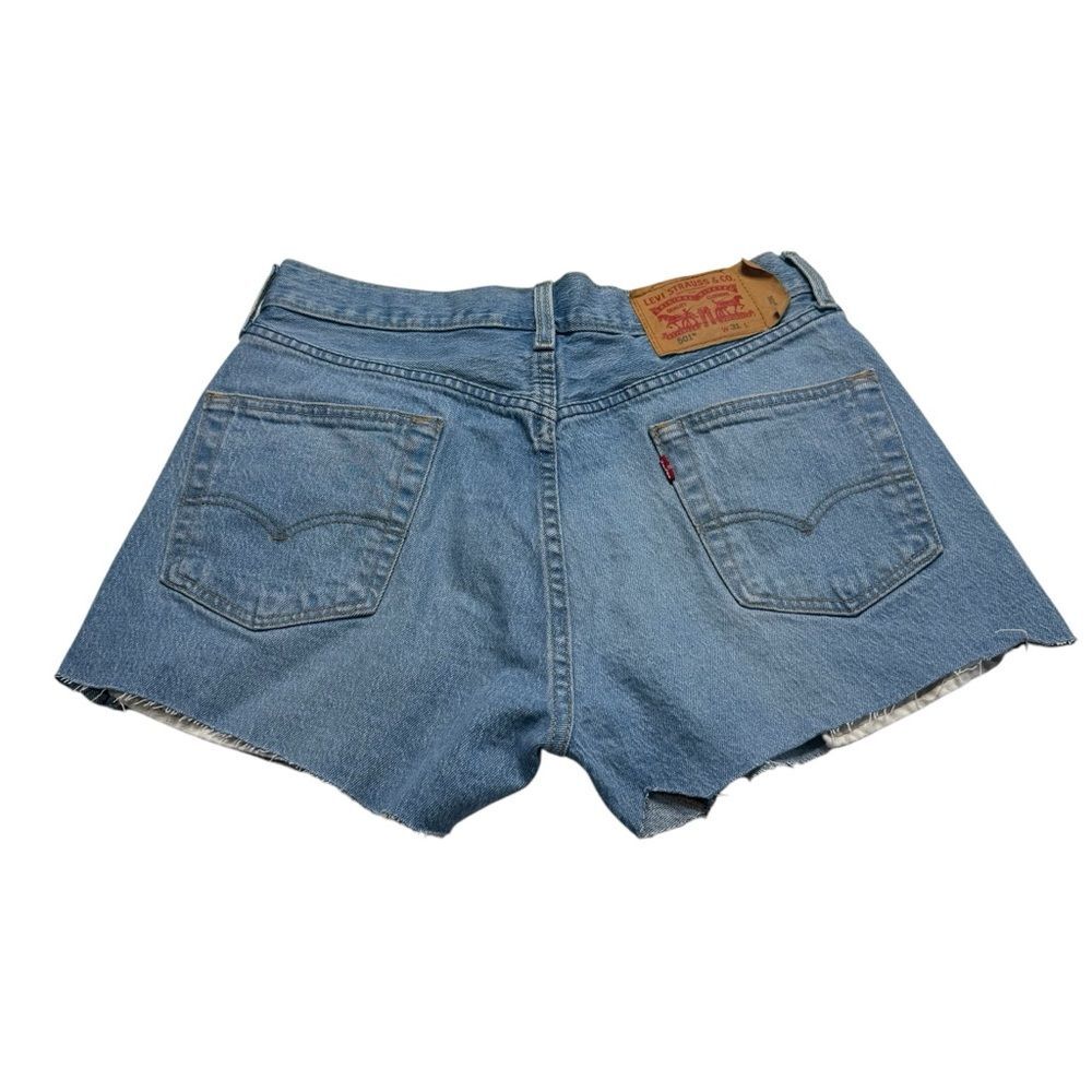 Levi’s 501 Cut Offs Shorts Light Wash Sz 31